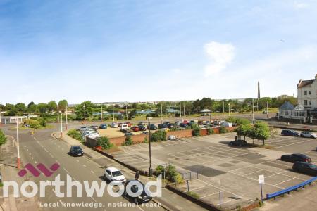 2 bedroom Flat to let in Kingsway, Southport, PR8