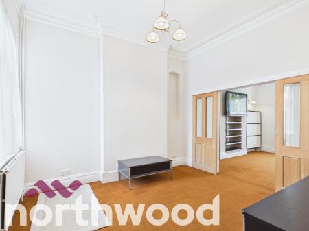 4 bedroom Semi-detached house for sale in Southbank Road, Southport, PR8