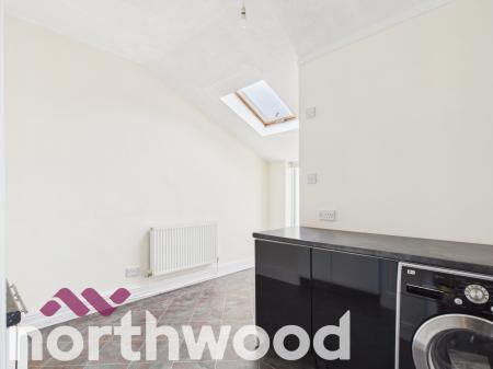 4 bedroom Semi-detached house for sale in Southbank Road, Southport, PR8