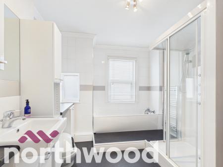 4 bedroom Semi-detached house for sale in Southbank Road, Southport, PR8