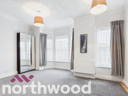 4 bedroom Semi-detached house for sale in Southbank Road, Southport, PR8