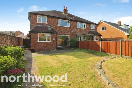 3 bedroom Semi-detached house to let in Court Road, Southport, PR9