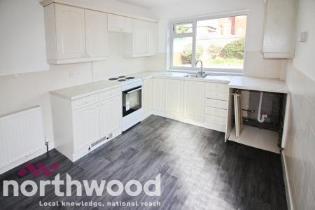 3 bedroom Semi-detached house to let in Court Road, Southport, PR9