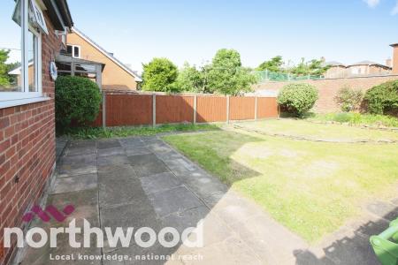 3 bedroom Semi-detached house to let in Court Road, Southport, PR9