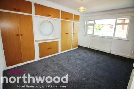 3 bedroom Semi-detached house to let in Court Road, Southport, PR9