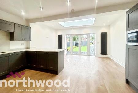 2 bedroom Semi-detached house for sale in Alma Walk, Upholland, Skelmersdale, WN8