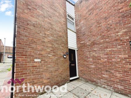 3 bedroom Terraced House to let in Willow Hey, Skelmersdale, WN8