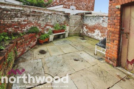 1 bedroom House share to let in King Street £85 per week, Southport, PR8