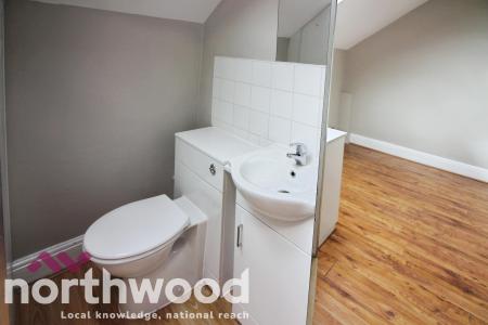 1 bedroom House share to let in King Street £85 per week, Southport, PR8