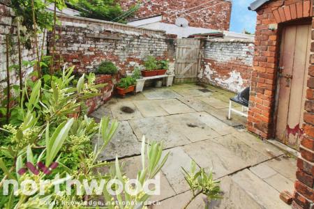 1 bedroom House share to let in King Street £85 per week, Southport, PR8