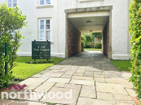 2 bedroom Flat for sale in Marine Gate Mansions, The Promenade, Southport, PR9
