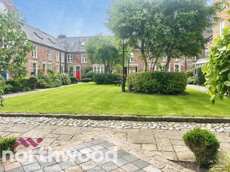 2 bedroom Flat for sale in Marine Gate Mansions, The Promenade, Southport, PR9