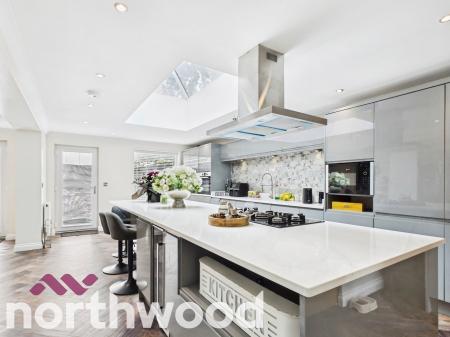 4 bedroom Detached house for sale in Knob Hall Lane, Southport, PR9