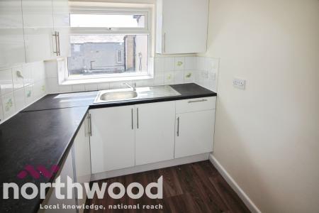 2 bedroom Flat to let in Tulketh Street, Southport, PR8