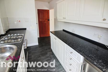3 bedroom Semi-detached house to let in Birkey Lane, Formby, L37