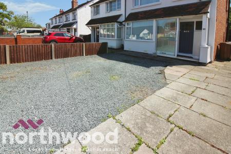 3 bedroom Semi-detached house to let in Birkey Lane, Formby, L37