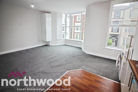 2 bedroom Flat to let in Bold Street, Southport, Southport, PR9