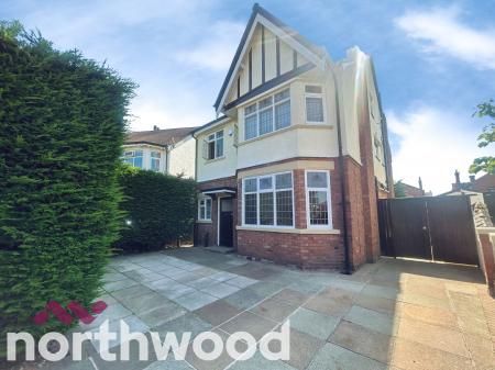 Grange Avenue, Southport, PR9
