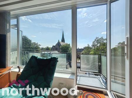 2 bedroom Flat for sale in Park Road, Southport, PR9