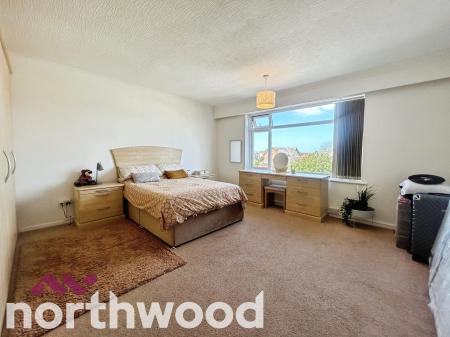 2 bedroom Flat for sale in Park Road, Southport, PR9