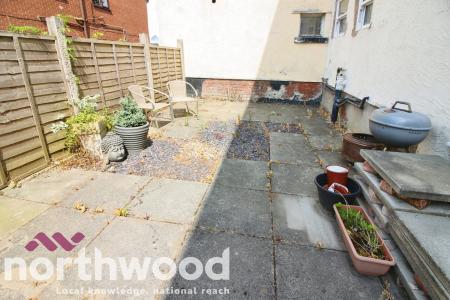 1 bedroom Flat to let in Talbot Street, Southport, PR8