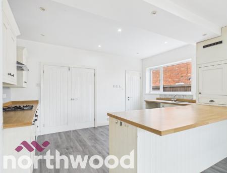 4 bedroom Semi-detached house for sale in Grimshaw Lane, Ormskirk, L39