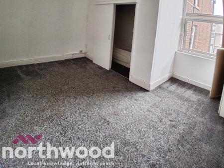2 bedroom Flat to let in Bold Street, Southport, PR9