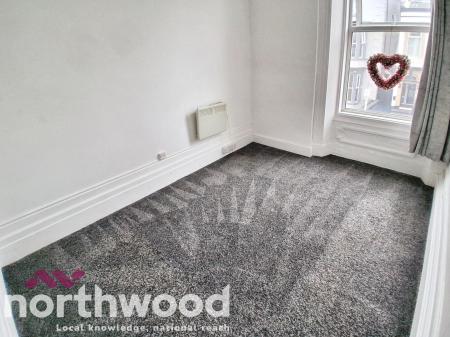 2 bedroom Flat to let in Bold Street, Southport, PR9