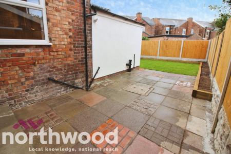 3 bedroom Semi-detached house to let in Norwood Road, Southport, PR8