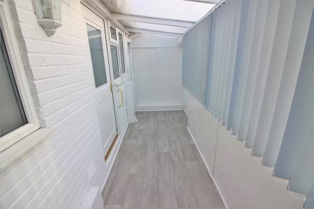 2 bedroom Bungalow to let in Smithy Green, Formby, L37