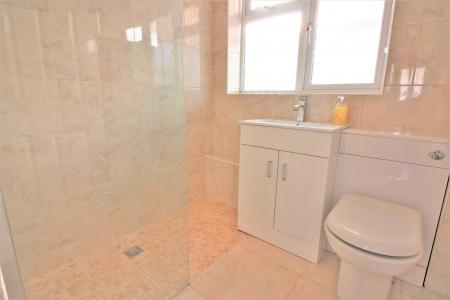 2 bedroom Bungalow to let in Smithy Green, Formby, L37