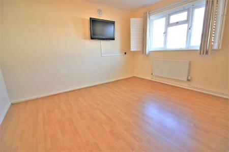 2 bedroom Bungalow to let in Smithy Green, Formby, L37