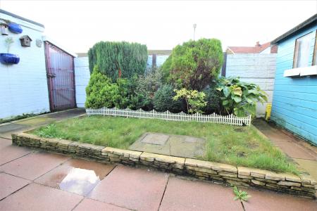 2 bedroom Bungalow to let in Smithy Green, Formby, L37
