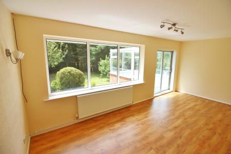 2 bedroom Bungalow to let in Lancaster Drive, Banks, PR9