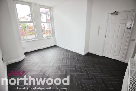 2 bedroom Flat to let in Bath Street North, Southport, PR9