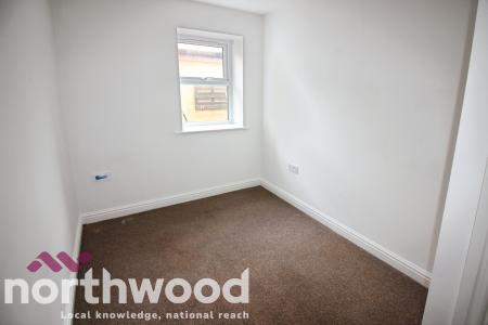 2 bedroom Flat to let in Bath Street North, Southport, PR9