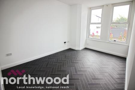 2 bedroom Flat to let in Bath Street North, Southport, PR9