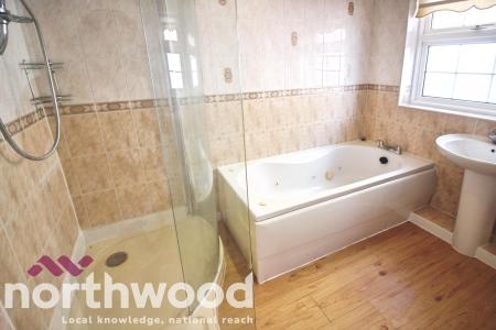 5 bedroom Detached house to let in Brinklow Close, Ainsdale, Southport, PR8