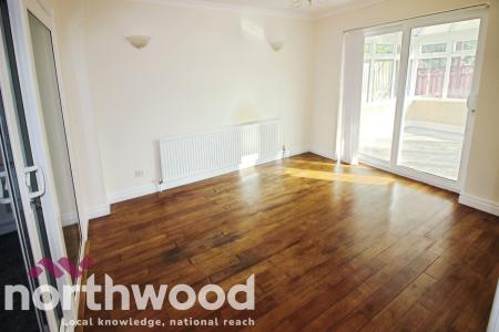 5 bedroom Detached house to let in Brinklow Close, Ainsdale, Southport, PR8