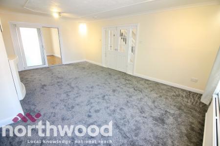 5 bedroom Detached house to let in Brinklow Close, Ainsdale, Southport, PR8