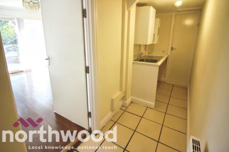 5 bedroom Detached house to let in Brinklow Close, Ainsdale, Southport, PR8