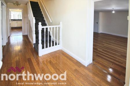 5 bedroom Detached house to let in Brinklow Close, Ainsdale, Southport, PR8