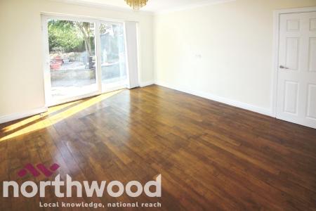 5 bedroom Detached house to let in Brinklow Close, Ainsdale, Southport, PR8