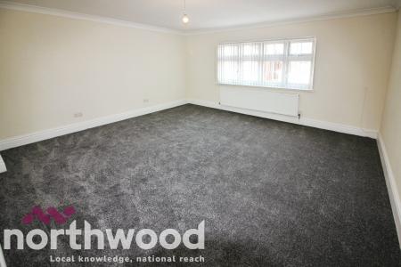 5 bedroom Detached house to let in Brinklow Close, Ainsdale, Southport, PR8