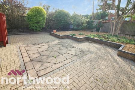 5 bedroom Detached house to let in Brinklow Close, Ainsdale, Southport, PR8