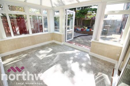 5 bedroom Detached house to let in Brinklow Close, Ainsdale, Southport, PR8