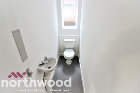 2 bedroom Flat to let in Argyle Road, Southport, PR9