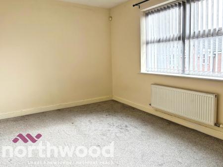 2 bedroom Flat to let in Wardley Street, Pemberton, Wigan, WN5
