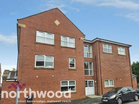 2 bedroom Flat to let in Wardley Street, Pemberton, Wigan, WN5