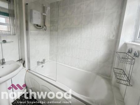 5 bedroom Terraced House to let in Willow Hey, Skelmersdale, WN8